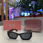 Lunettes Miu Miu Femme – Monture Noire Branches