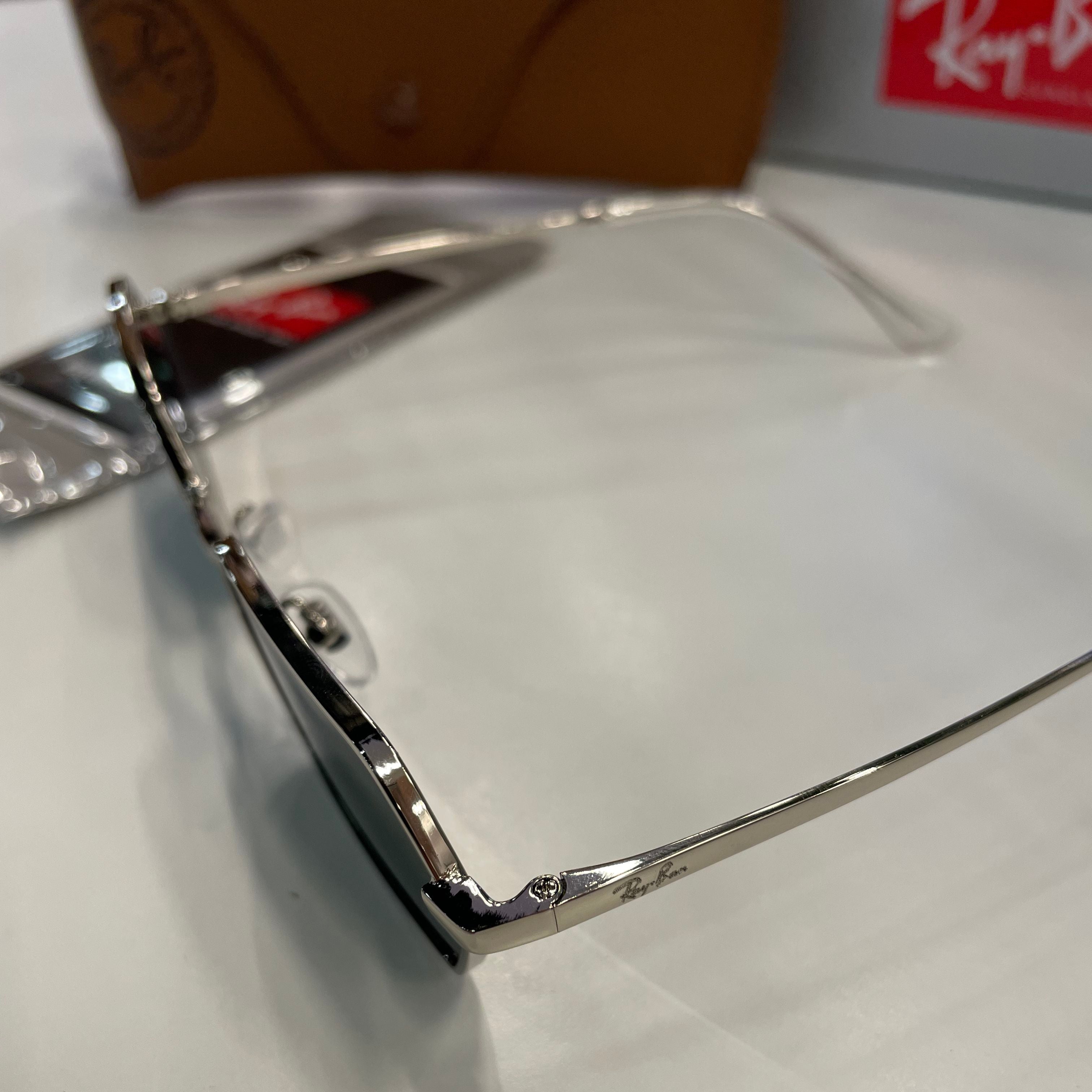 Lunettes Rayban Noire - Monture argentée