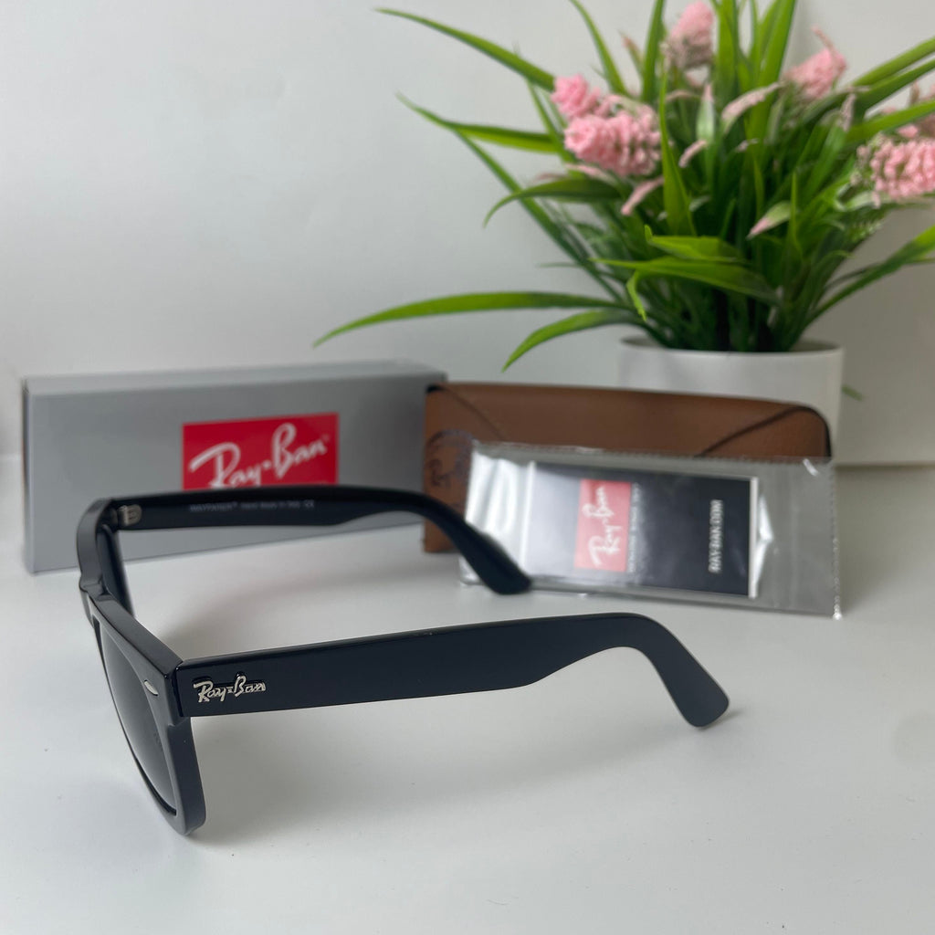 Lunettes Ray-Ban Classic Black – Dark Lenses